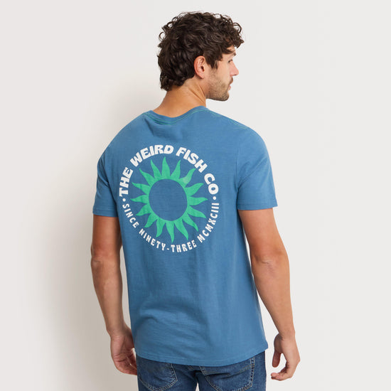 Men's Sun Beam Back Print Graphic T-Shirt